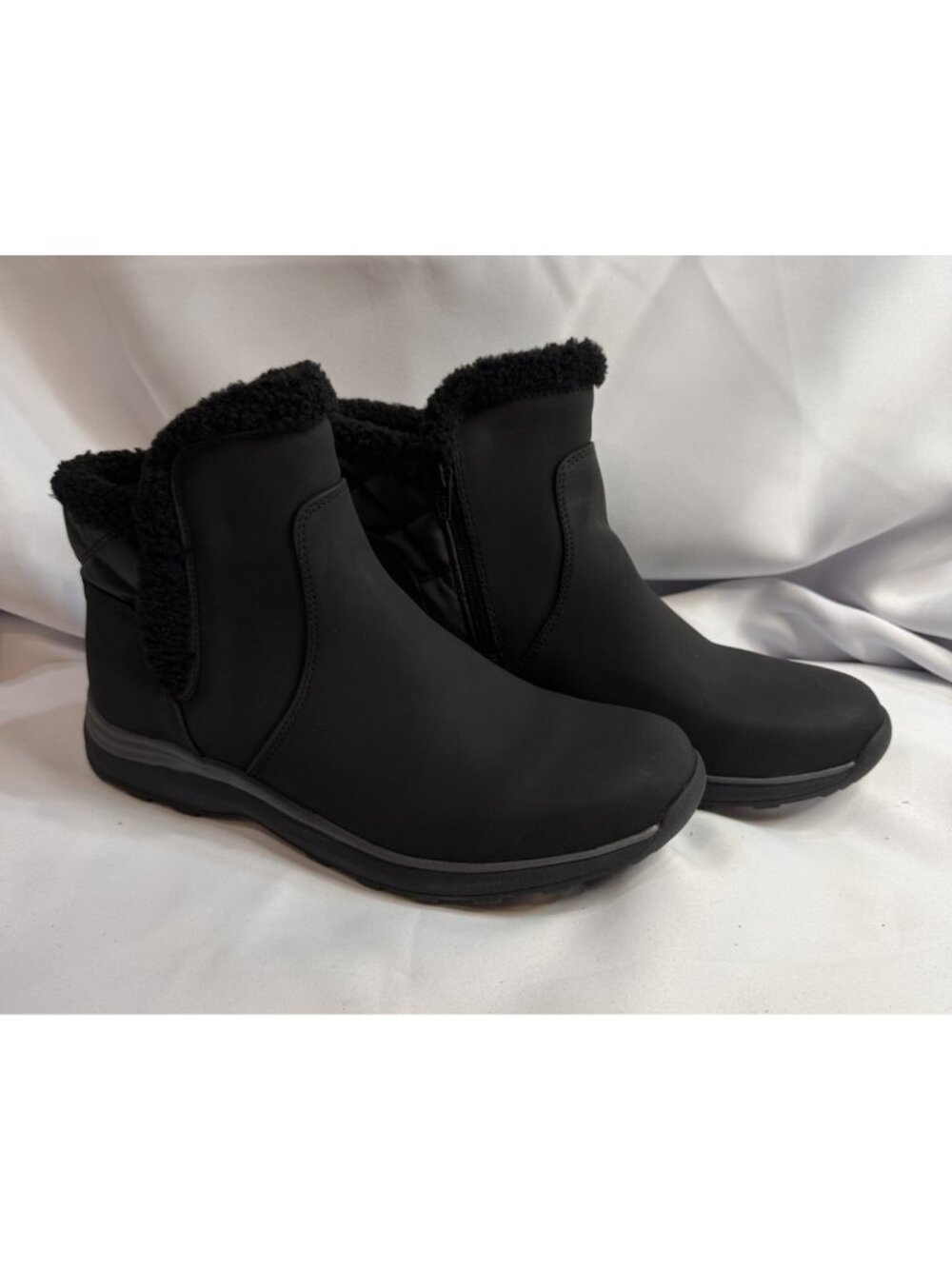 BareTraps Ynez Size 11 Women’s Black Winter Ankle Boots Booties
